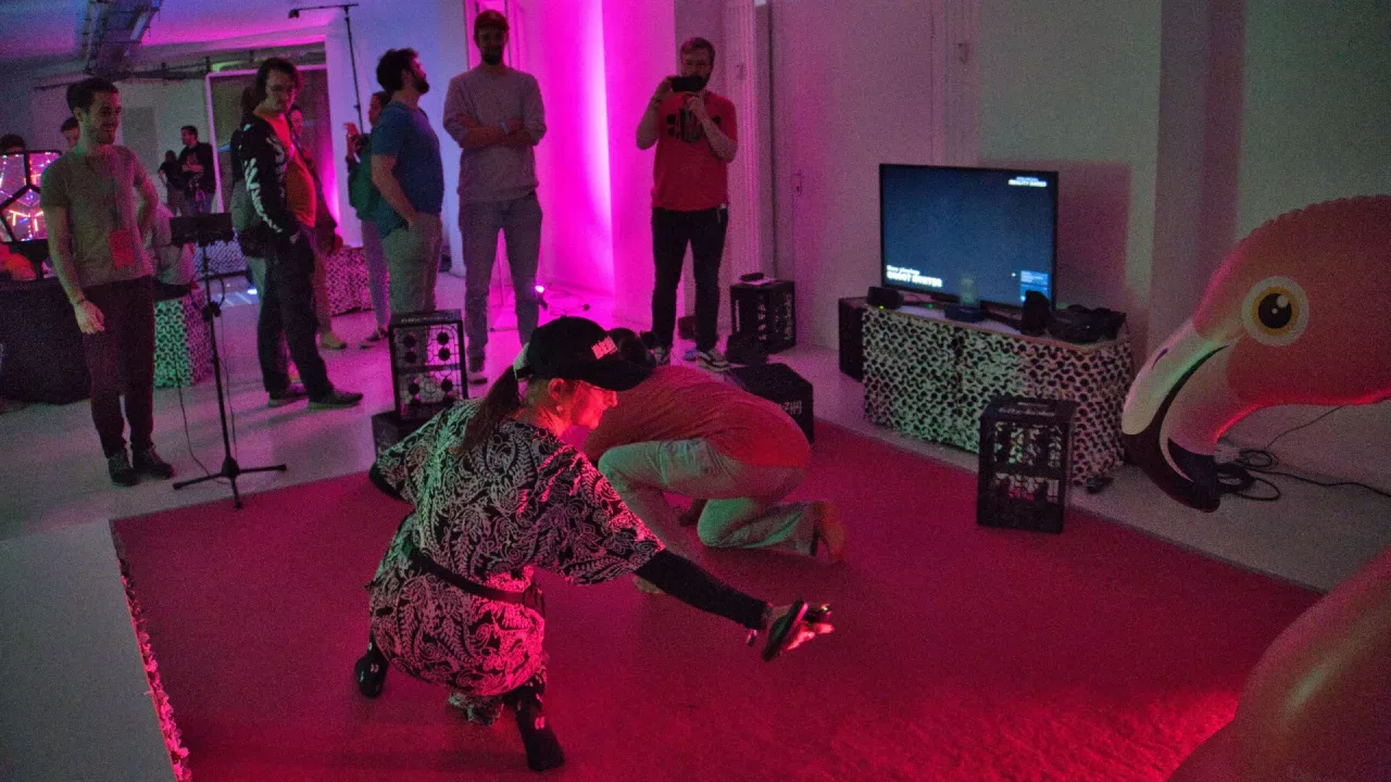 Non-Virtual Reality Games