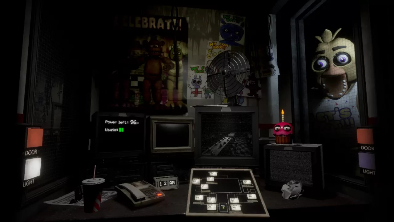 FIVE NIGHTS AT FREDDYS: HELP WANTED